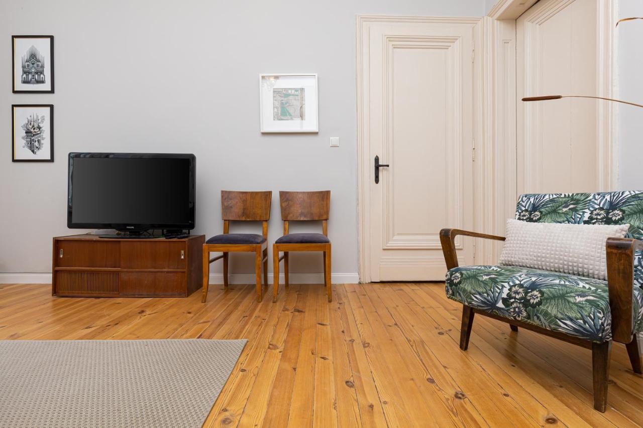 The Old Town Vintage 2-Bedroom Jewel By Flat Mаnager بلوفديف المظهر الخارجي الصورة